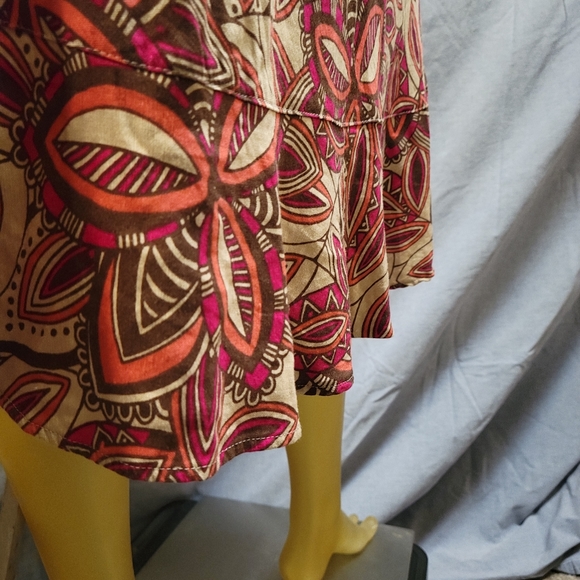 A-Line Ruffle Hem Skirt with Pockets Floral/Leaf Pink, Fuchsia, Brown Size 12 - Picture 5 of 6